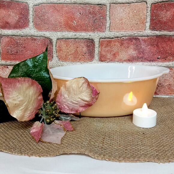 Anchor Hocking Fire King Oval Casserole Dish Milk Glass Peach Luster 1-1/2 Qt - Picture 1 of 12